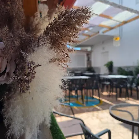 Alojamento de Acomodação e Pequeno-almoço Era Ksamil